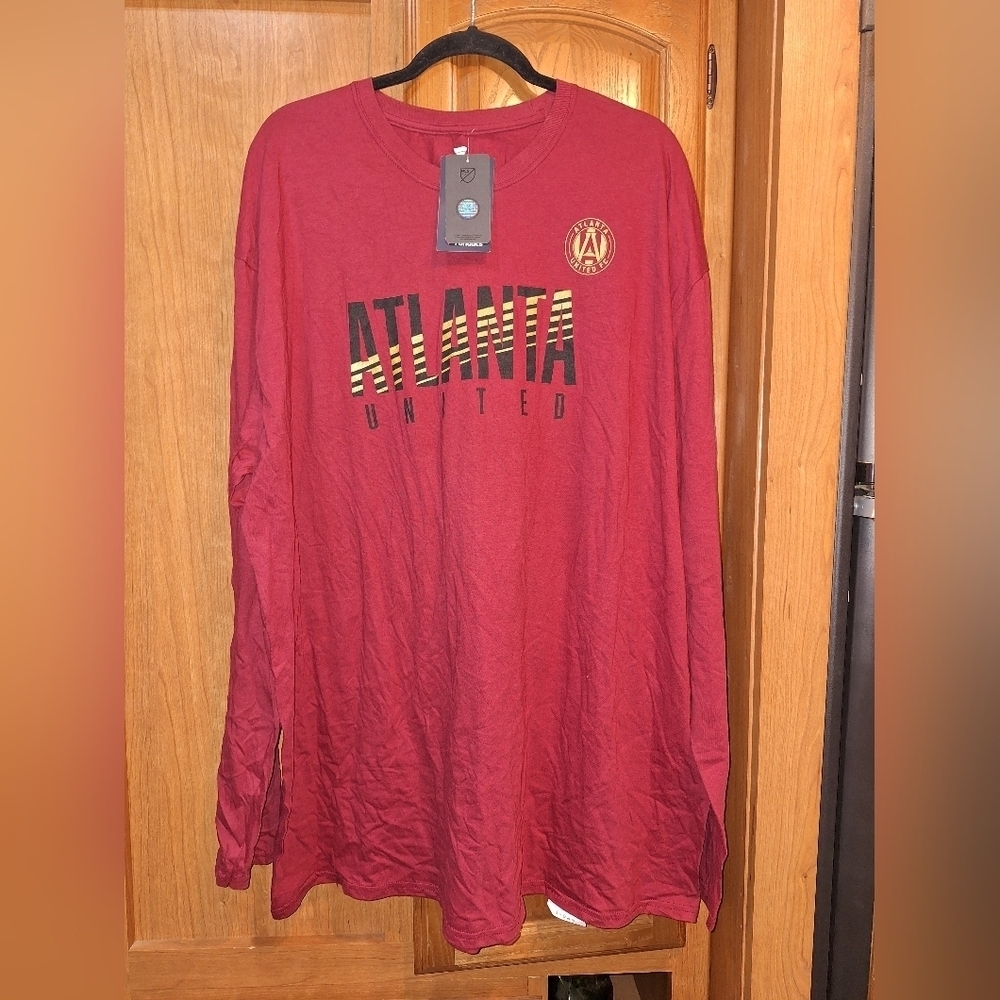A Fanatics official MLS Atlanta United long sleeve t-shirt in a men's 2XL